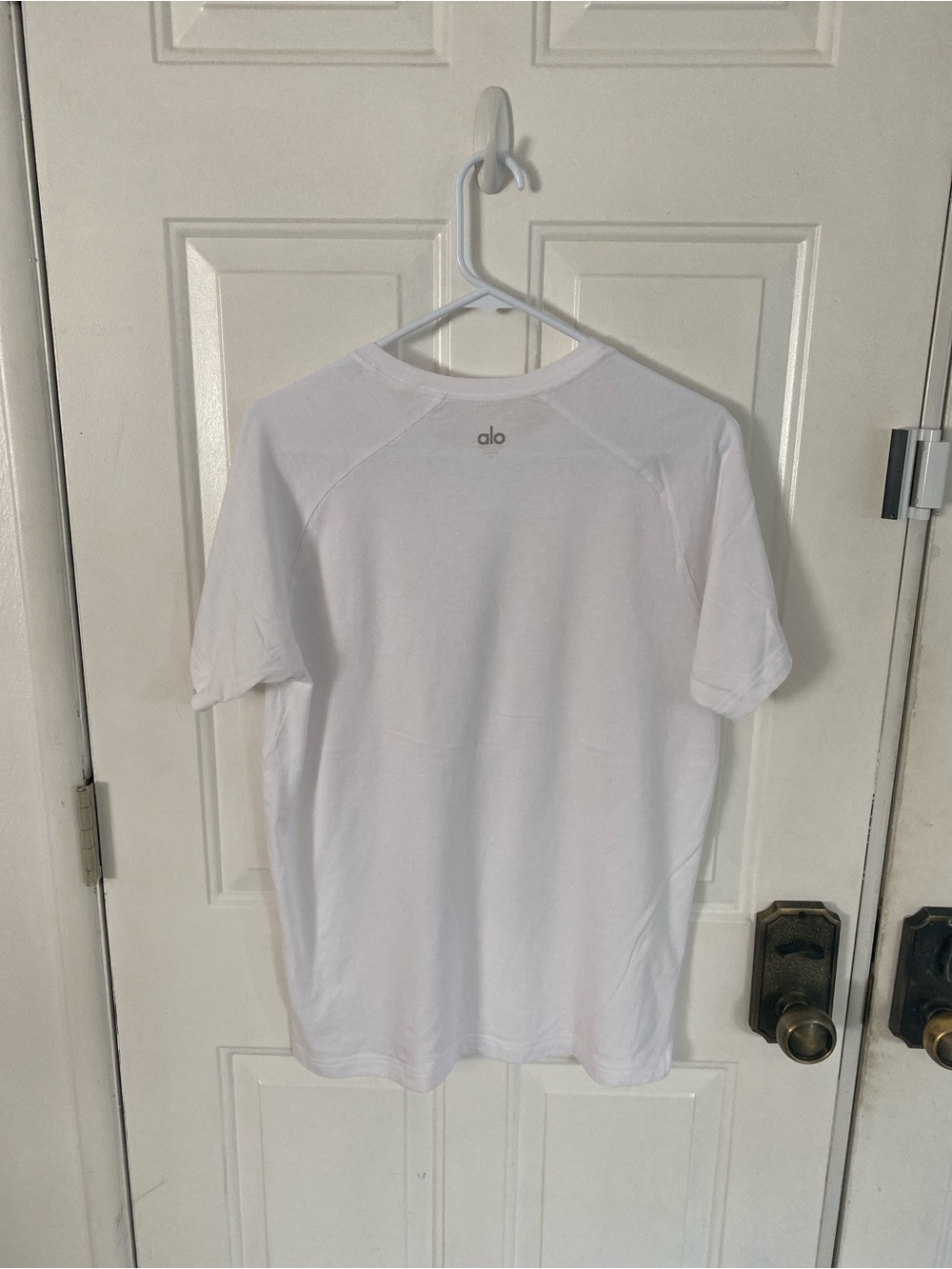 Alo Triumph Raglan Tee - Picture 8 of 12